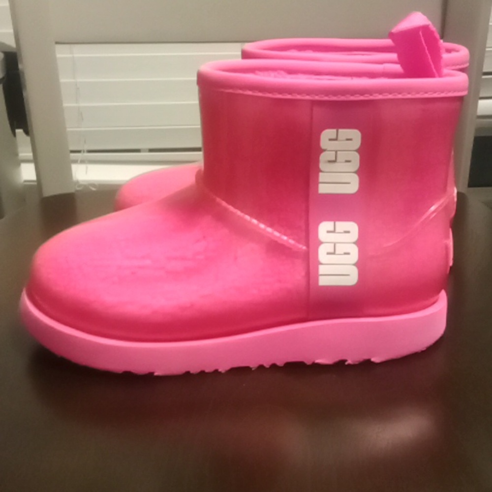 UGGs